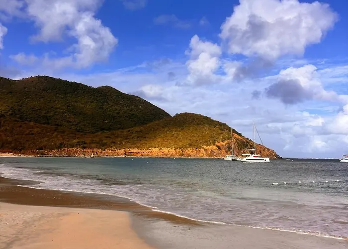 Gorgeous Blue Bay Apt 1 Min Walk From Beach Perfect For Families And Couples