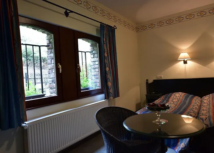 Hotel Moulin De La Strument