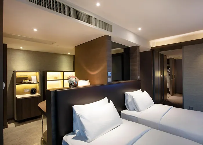 Royal Plaza Hotel