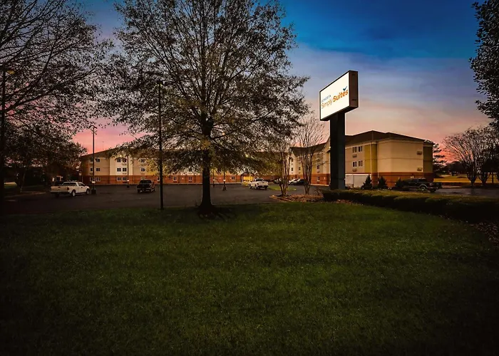Sonesta Simply Suites Huntsville Research Park