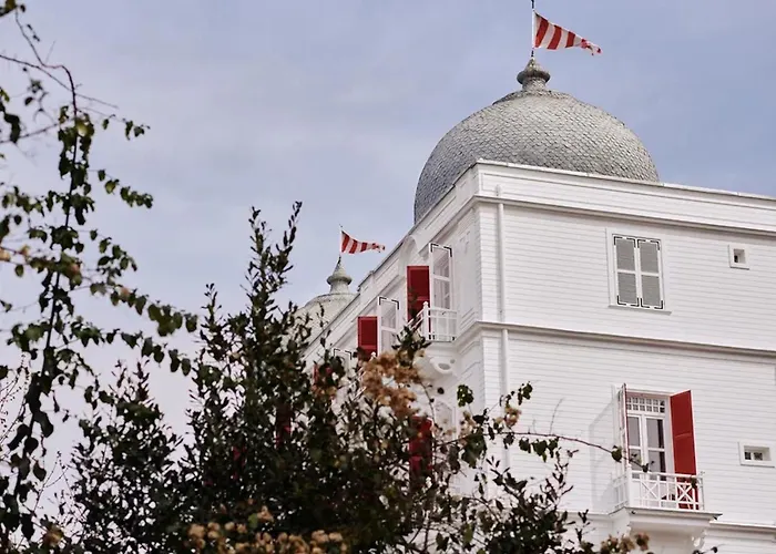 Bueyuekada Splendid Palace Hotel