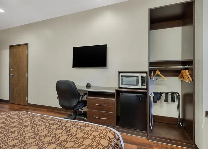 Surestay Plus Hotel By Best Western Buckhannon
