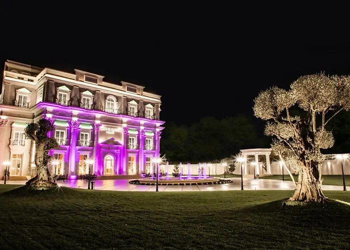 King & Queen Boutique Hotel
