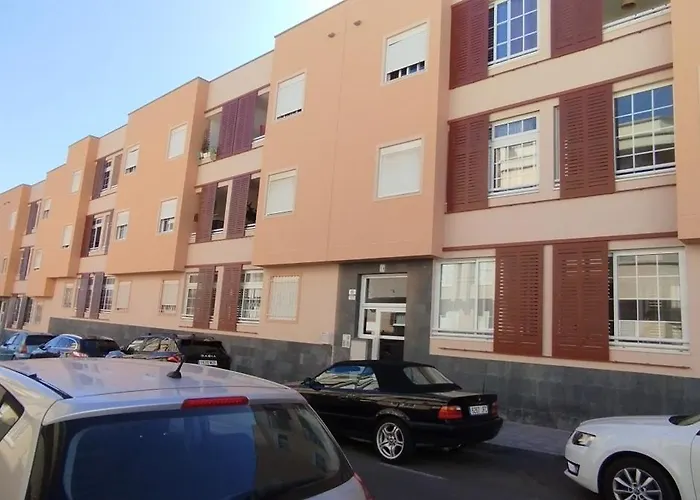 Apto Ache, Acogedor Apartamento De 66 M Con Terraza, Aire Acondicionado Y Parking Privado Gratuito