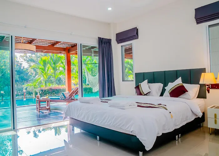 Farinda Resort & Pool Villa