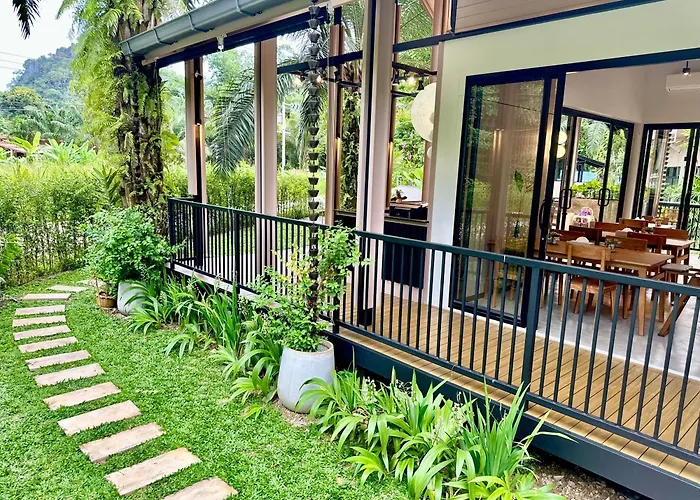 Lalalune Khao Sok Resort & Lifestyle