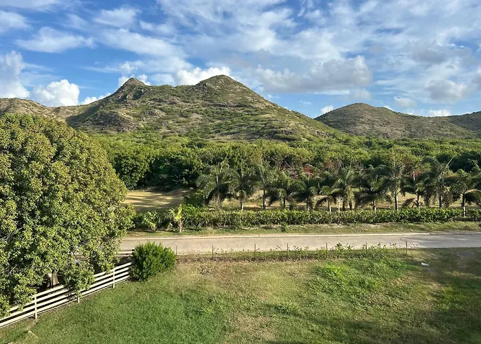 Cockleshell Villas