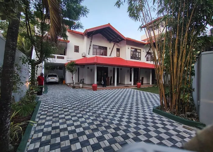 Royal Villa Polhena