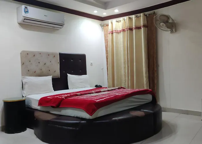 Hotel Pak Continental Multan