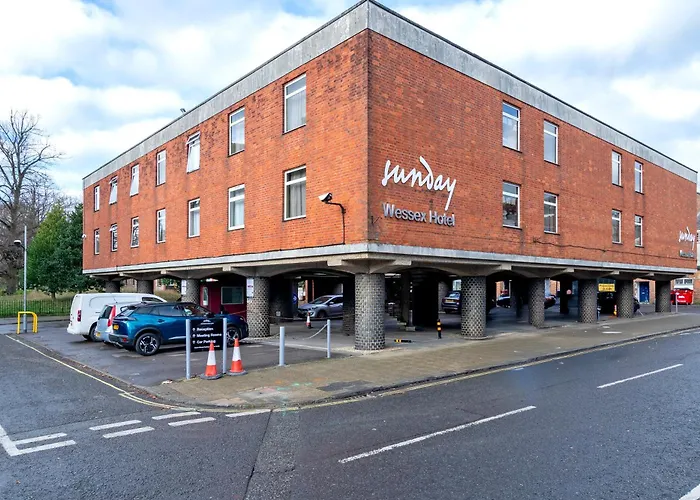 Winchester Wessex Hotel By Sunday