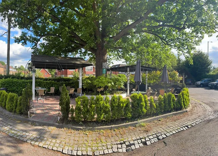 The Gatwick White House Hotel