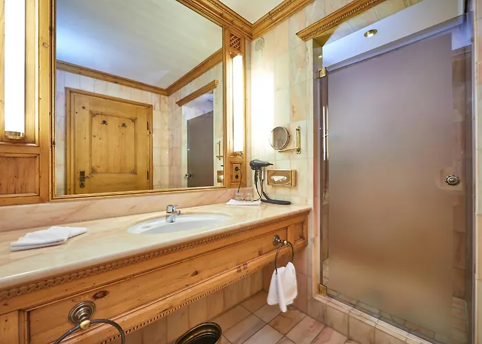 Alpenjuwel Parkhotel Wallgau 4 Sterne Superior Genusshotel Mit Spa Feinster Kulinarik & Golf Ihr Rueckzugsort Inmitten Der Alpen Mit Tradition Und Eleganz