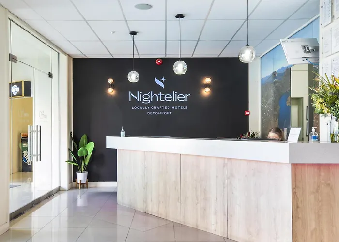 Nightelier Devonport Gateway Hotel