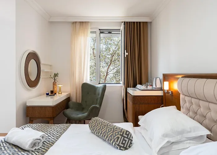 Hotel Adrovic