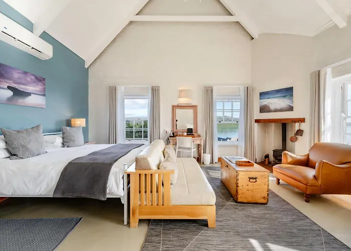 Adventure Pad'S By The Farmhouse Hotel
