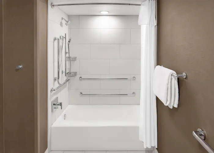 Doubletree By Hilton Springfield