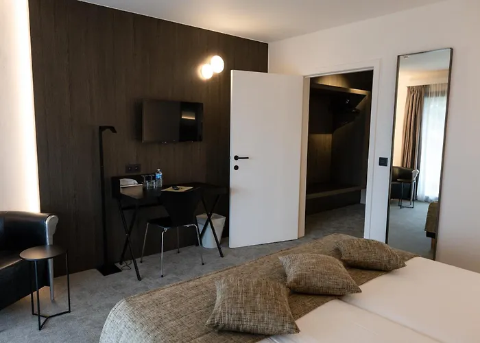 Hotel Apostroff