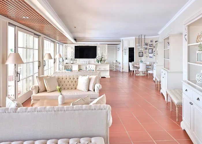 Madrigale Panoramic Lifestyle & Soulful Hotel