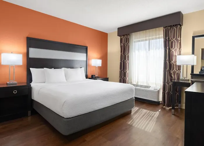 La Quinta By Wyndham Florence