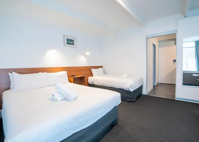 Bayside Hotel