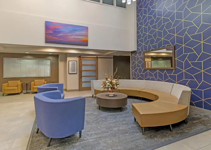Best Western Plus Pembina Inn & Suites