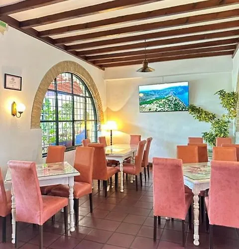 Hotel Castillo de Montemayor