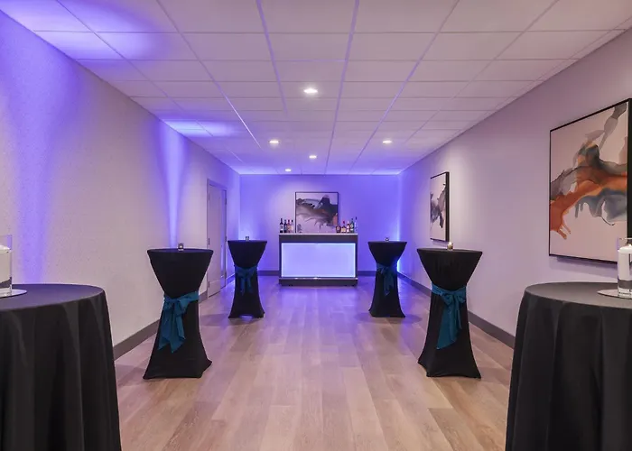 Holiday Inn Wichita East I-35 By Ihg