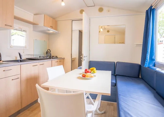 Happy Camp mobile homes in Camping Thurium Villaggio