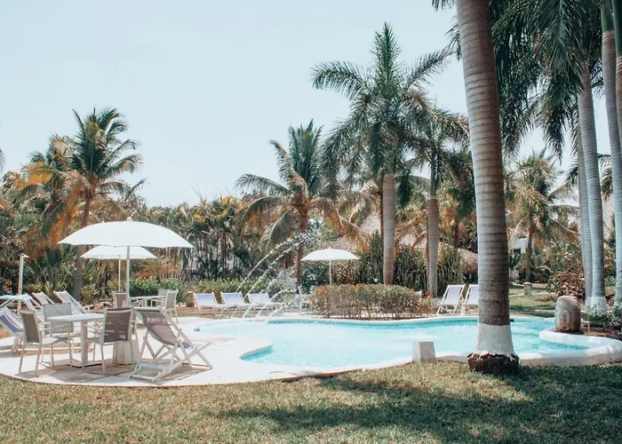 Dos Mundos Pacific Resort