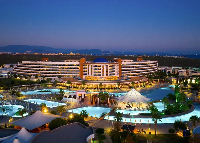 Aquasis De Luxe Resort & Spa