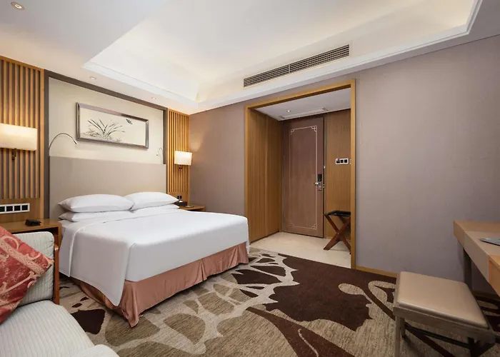 Ramada Plaza By Wyndham Fuzhou South