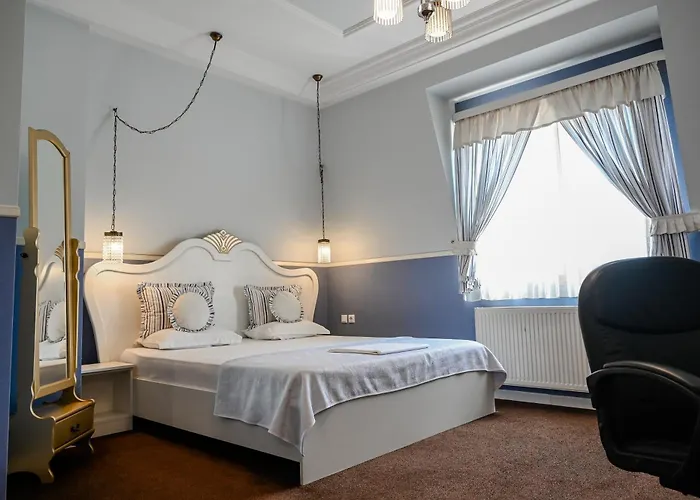Green Palace Hotel