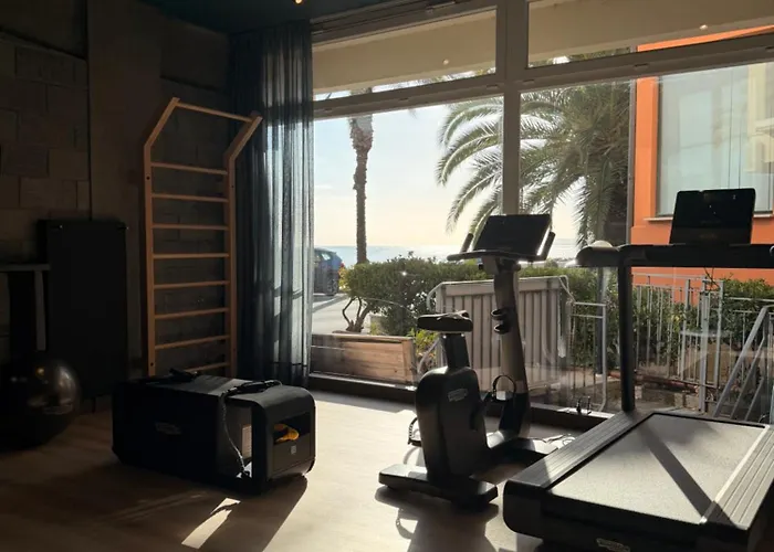 Hotel Jolly Roger