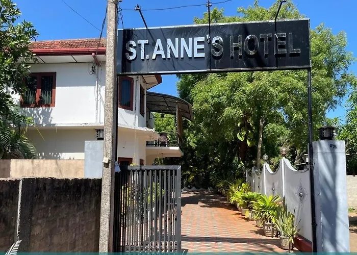St Anne'S Hotel & Restaurant