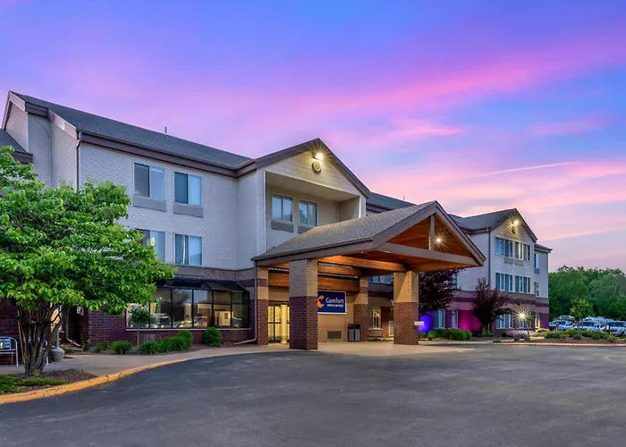 Comfort Inn & Suites New Lisbon
