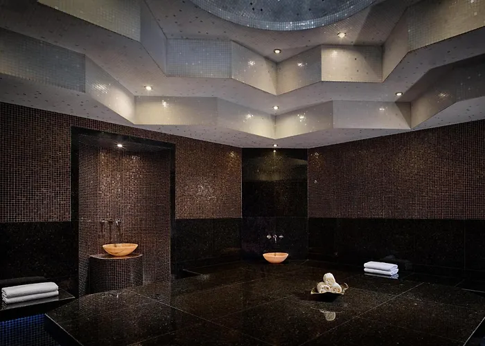Grand Hyatt Abu Dhabi Hotel & Residences