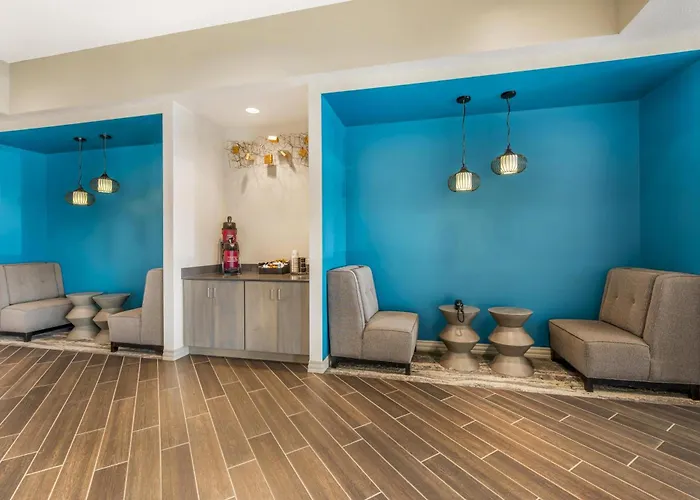 Best Western Plus Parkside Inn & Suites