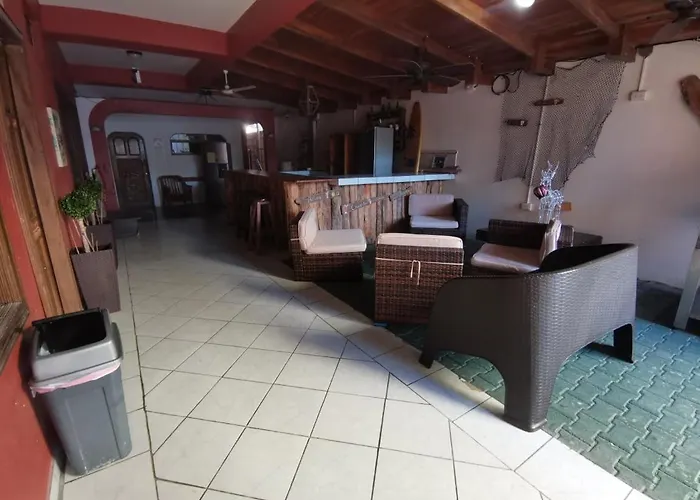 Hotel Cabinas Jacomar