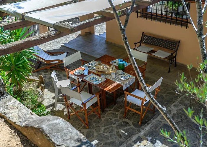 Villa Gaviel, villa con accesso diretto al mare