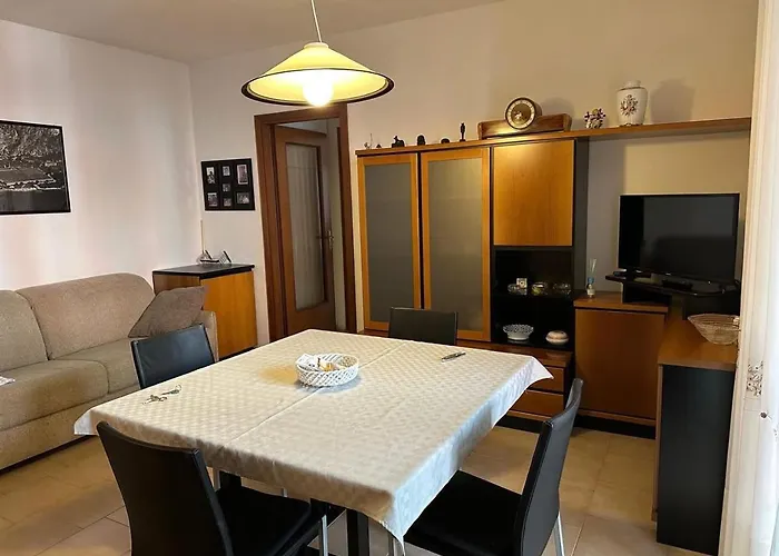 Antica Campione Rooms & Hostel