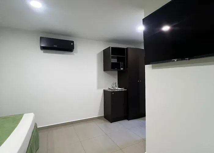 Hotel Colibri Suites