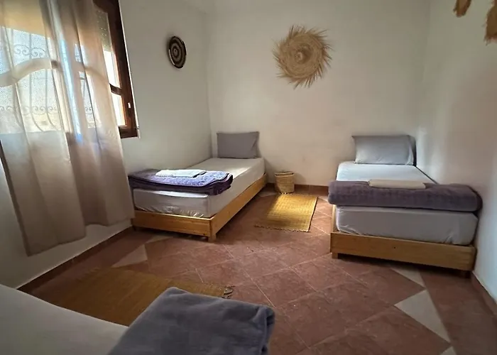 Tamraght White Hostel