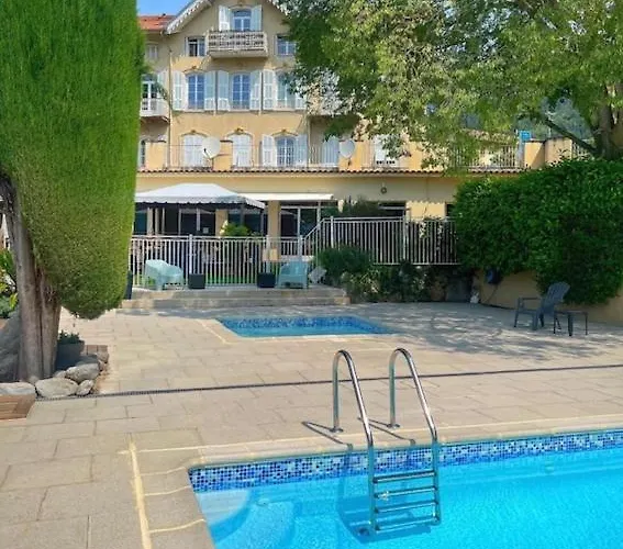 Hotel St Sebastien