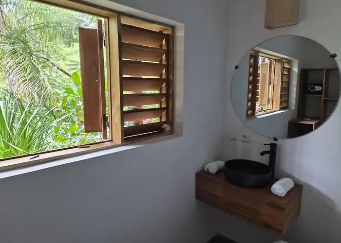 Moemoea Lodge