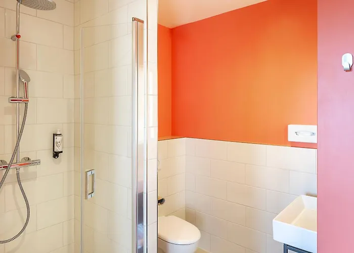 Best Western 11BAUER Paris Saint-Ouen