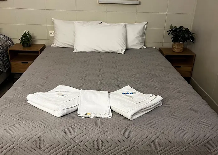 Jambin Hotel Motel