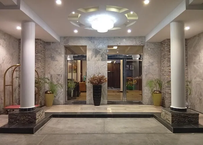 Vinpy Hotels