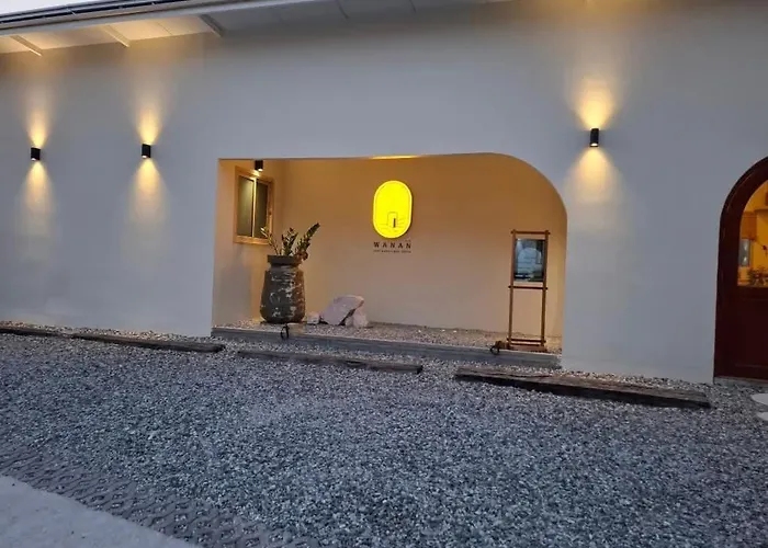 Wanan Cafe & Boutique Hotel