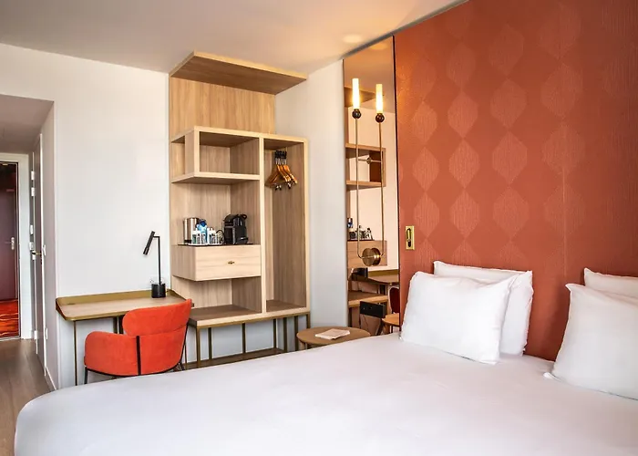 Hôtel Kyriad Prestige Paris Asnieres