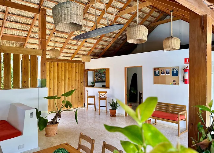 La Curadina - Encuentro Surf Hotel